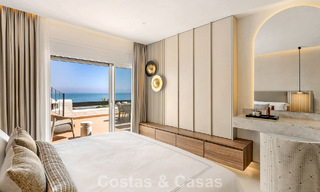 Gerenoveerd penthouse met zeezicht te koop aan het strand op de New Golden Mile tussen Marbella en Estepona 785319 