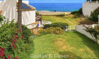 Ruime, instapklare woning met zeezicht te koop, grenzend aan het strand, nabij Estepona stad 785475 