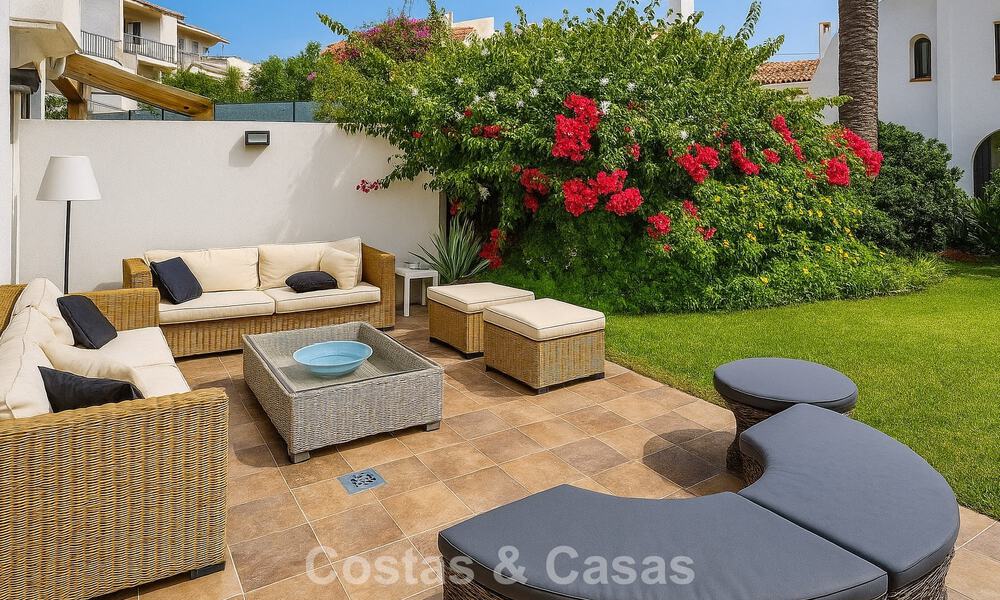 Ruime, instapklare woning met zeezicht te koop, grenzend aan het strand, nabij Estepona stad 785483