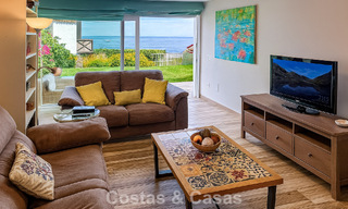 Ruime, instapklare woning met zeezicht te koop, grenzend aan het strand, nabij Estepona stad 785484 