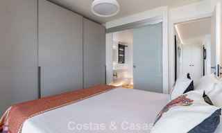 Eigentijds gerenoveerd 3-slaapkamer appartement met open zeezicht te koop aan de oostkant van Marbella centrum 785518 