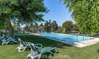 Eigentijds gerenoveerd 3-slaapkamer appartement met open zeezicht te koop aan de oostkant van Marbella centrum 785523 