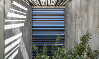 Nieuwe, high-end luxevilla te koop met zeezicht in een gated en permanent bewaakte villawijk van Sotogrande, Costa del Sol 785668 