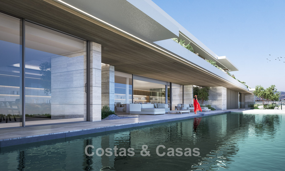 Nieuwe, high-end luxevilla te koop met zeezicht in een gated en permanent bewaakte villawijk van Sotogrande, Costa del Sol 785703
