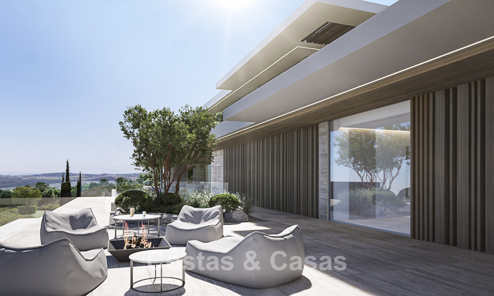 Nieuwe, high-end luxevilla te koop met zeezicht in een gated en permanent bewaakte villawijk van Sotogrande, Costa del Sol 785704