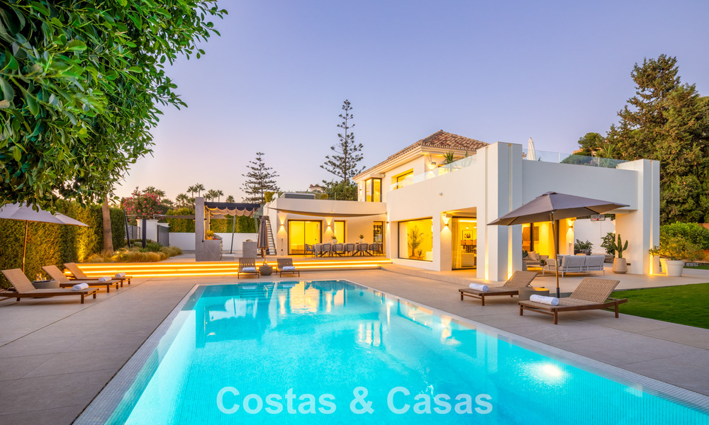 Schitterende eerstelijnsgolf luxevilla te koop in het hart van Nueva Andalucia, Marbella 785594