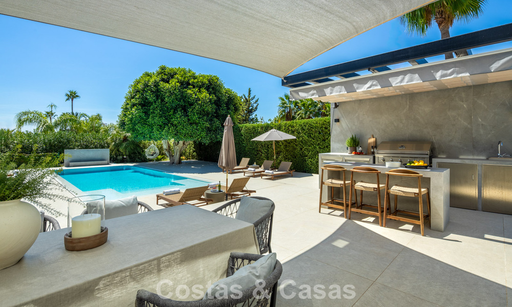 Schitterende eerstelijnsgolf luxevilla te koop in het hart van Nueva Andalucia, Marbella 785620