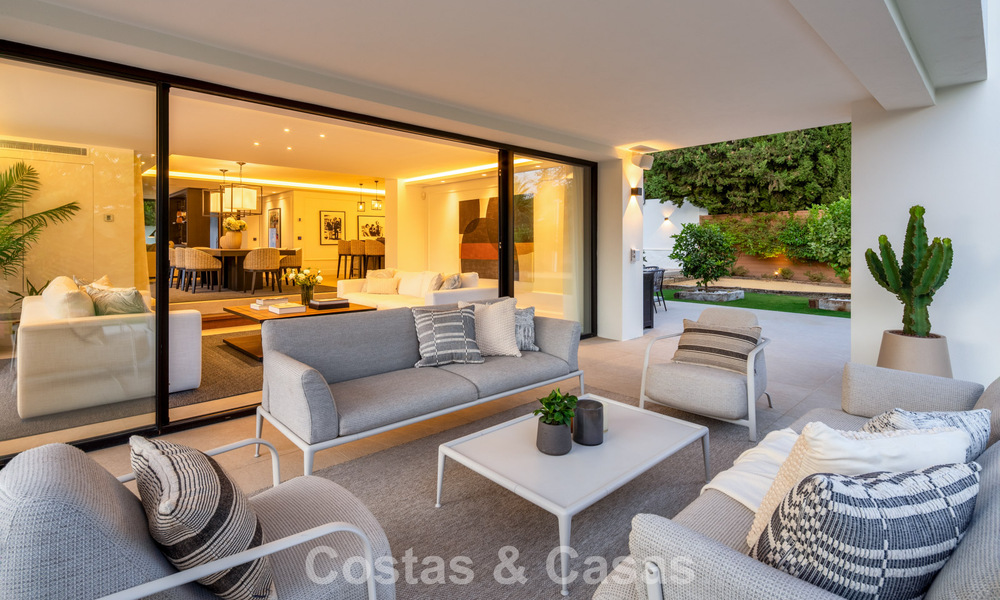 Schitterende eerstelijnsgolf luxevilla te koop in het hart van Nueva Andalucia, Marbella 785633