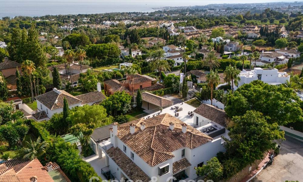 Royale luxevilla met moderne mediterrane architectuur te koop op Marbella’s Golden Mile 785530