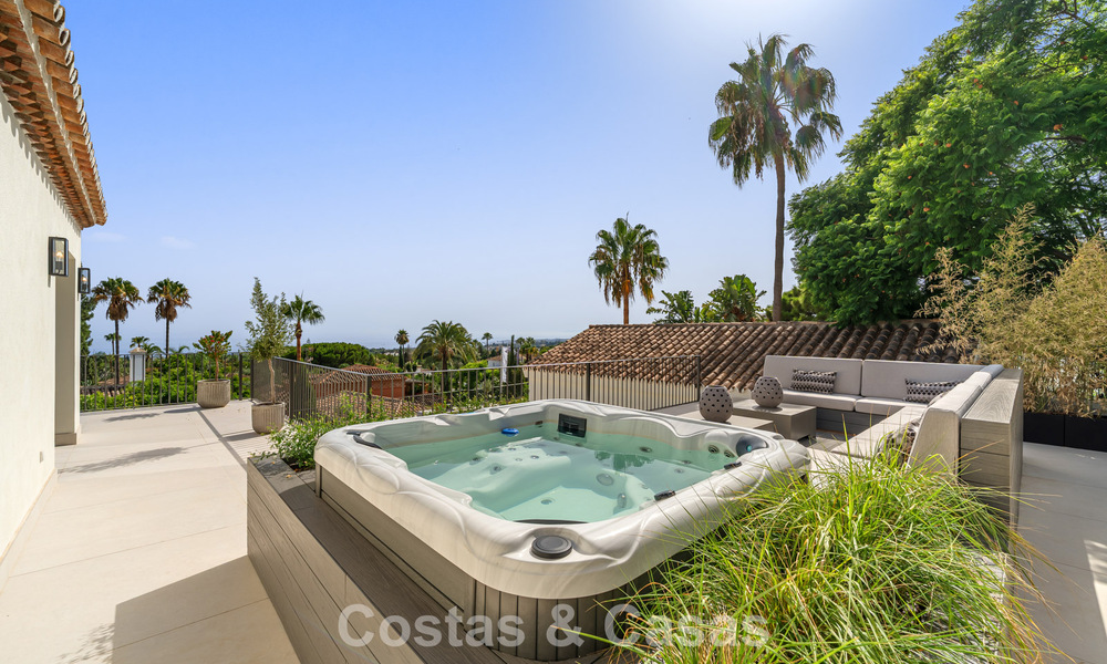 Royale luxevilla met moderne mediterrane architectuur te koop op Marbella’s Golden Mile 785559