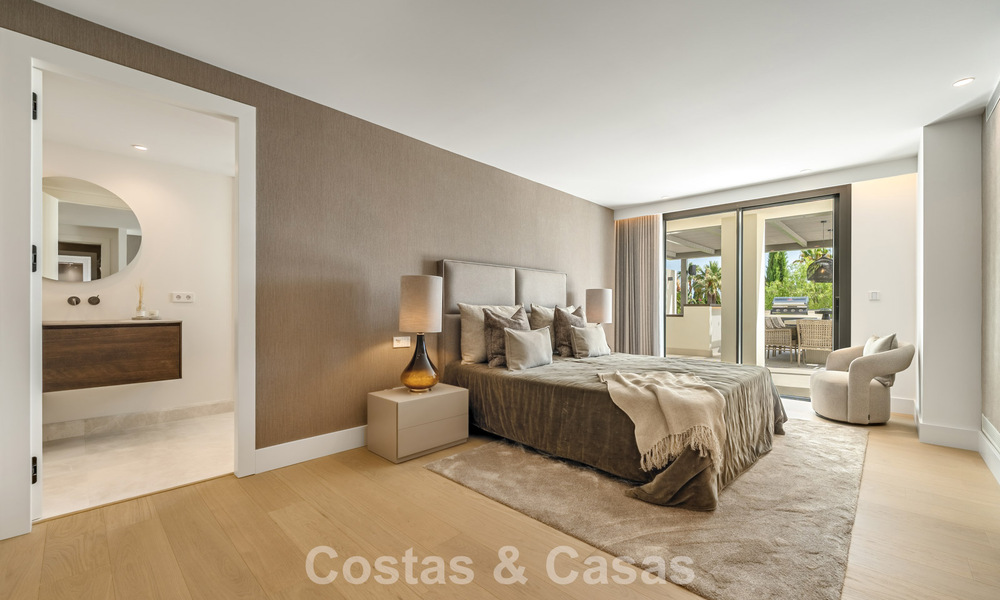 Royale luxevilla met moderne mediterrane architectuur te koop op Marbella’s Golden Mile 785561