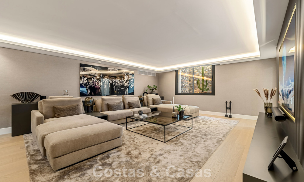 Royale luxevilla met moderne mediterrane architectuur te koop op Marbella’s Golden Mile 785570