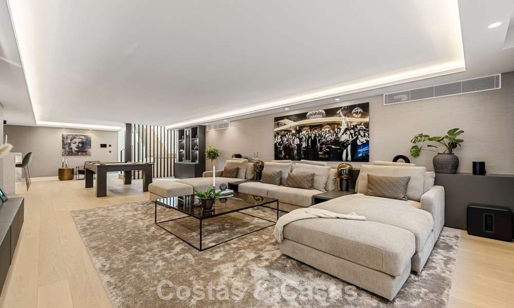 Royale luxevilla met moderne mediterrane architectuur te koop op Marbella’s Golden Mile 785571