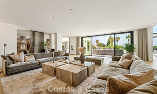 Royale luxevilla met moderne mediterrane architectuur te koop op Marbella’s Golden Mile 785574 