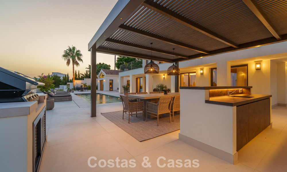 Royale luxevilla met moderne mediterrane architectuur te koop op Marbella’s Golden Mile 785584