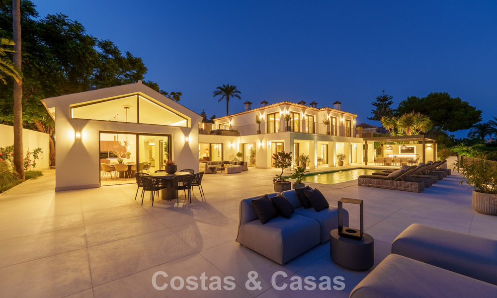 Royale luxevilla met moderne mediterrane architectuur te koop op Marbella’s Golden Mile 785590