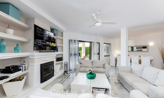 Prachtige, 6-slaapkamer villa te koop, direct aan de Los Naranjos Golf Club in Nueva Andalucia, Marbella 785725 