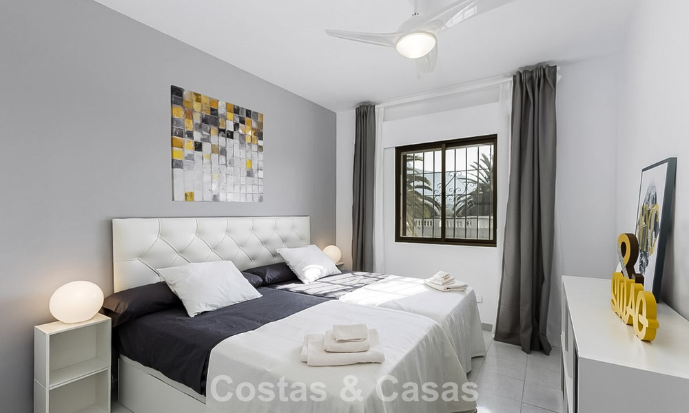 Prachtige, 6-slaapkamer villa te koop, direct aan de Los Naranjos Golf Club in Nueva Andalucia, Marbella 785732