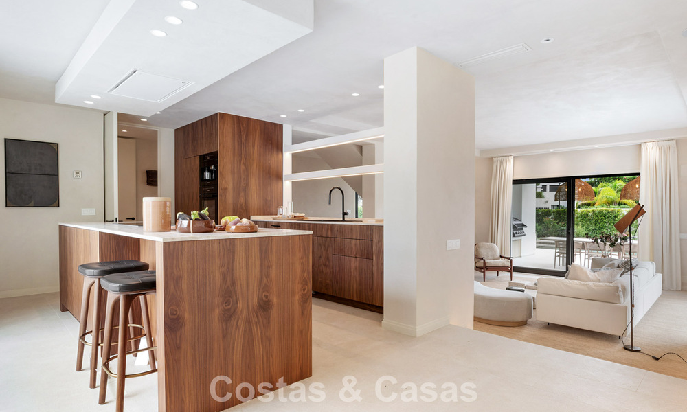 Moderne Spaanse luxevilla te koop op de tweede lijn van een golfbaan in een bevoorrechte villawijk, Benahavis - Marbella 785757