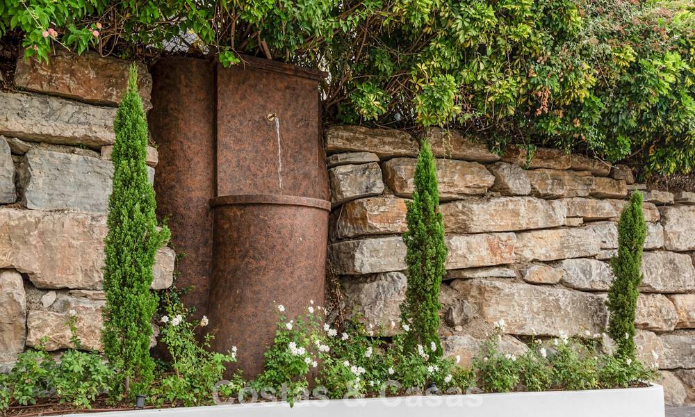 Moderne Spaanse luxevilla te koop op de tweede lijn van een golfbaan in een bevoorrechte villawijk, Benahavis - Marbella 785759