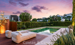 Moderne Spaanse luxevilla te koop op de tweede lijn van een golfbaan in een bevoorrechte villawijk, Benahavis - Marbella 785760 