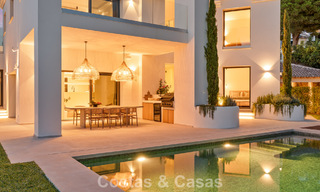 Moderne Spaanse luxevilla te koop op de tweede lijn van een golfbaan in een bevoorrechte villawijk, Benahavis - Marbella 785766 