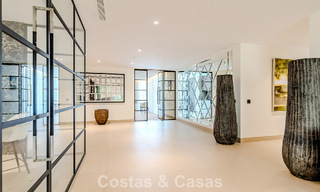 Majestueus meesterwerk te koop in een strakke, moderne stijl in een beveiligde villawijk van Sotogrande, Costa del Sol 786205 