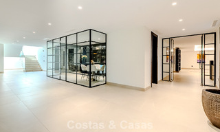 Majestueus meesterwerk te koop in een strakke, moderne stijl in een beveiligde villawijk van Sotogrande, Costa del Sol 786211 