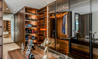 Majestueus meesterwerk te koop in een strakke, moderne stijl in een beveiligde villawijk van Sotogrande, Costa del Sol 786231 