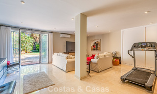 Uitmuntende luxevilla te koop in een tijdloze Andalusische architectuur, met zeezicht in Benahavis - Marbella 786047 