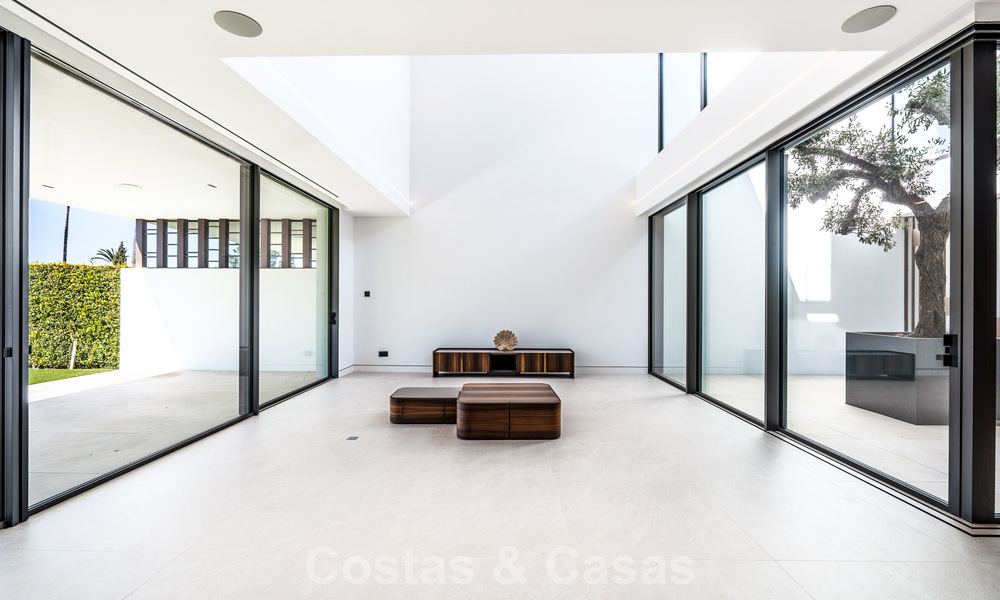 Instapklare, moderne luxewoning te koop aan de rand van Nueva Andalucia en de Golden Mile, Marbella 786021