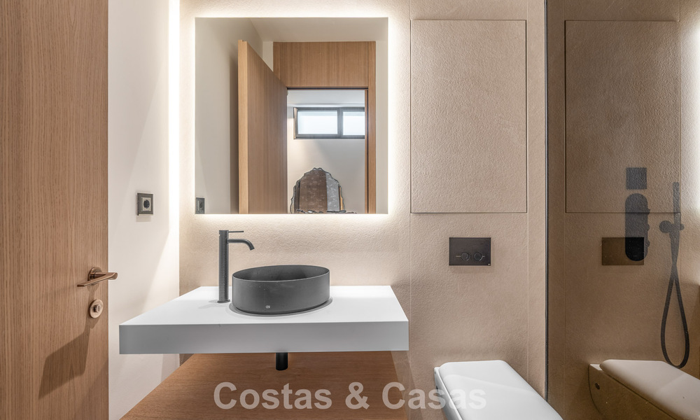 Instapklare, moderne luxewoning te koop aan de rand van Nueva Andalucia en de Golden Mile, Marbella 786033