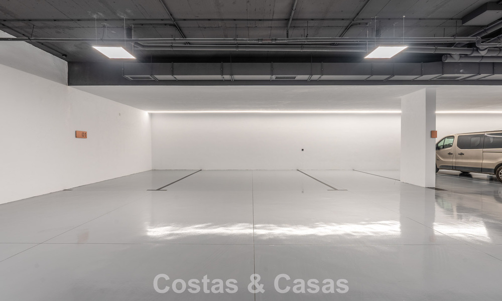 Instapklare, moderne luxewoning te koop aan de rand van Nueva Andalucia en de Golden Mile, Marbella 786035