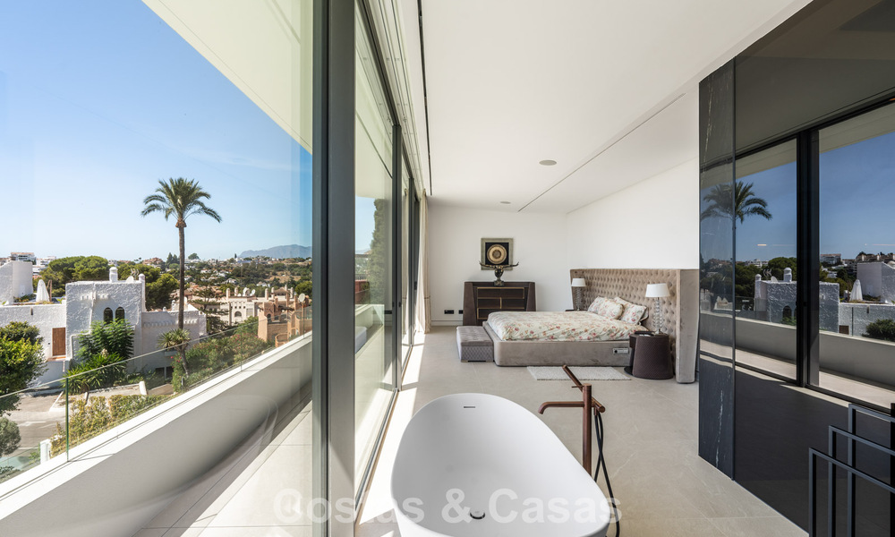 Instapklare woning met modern design, gelegen aan de rand van Nueva Andalucía en Marbella’s Golden Mile 785995