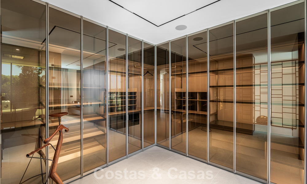 Instapklare woning met modern design, gelegen aan de rand van Nueva Andalucía en Marbella’s Golden Mile 786000