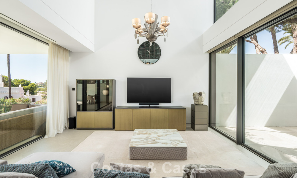 Instapklare woning met modern design, gelegen aan de rand van Nueva Andalucía en Marbella’s Golden Mile 786010