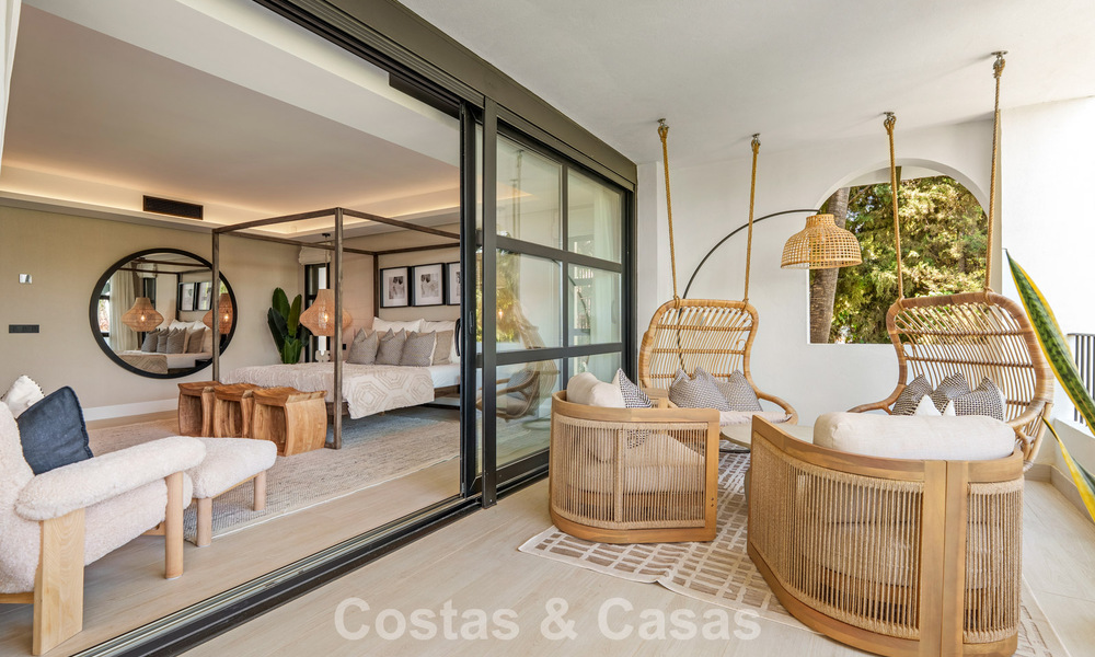 Statige luxevilla te koop in een begeerde villawijk in het hart van Nueva Andalucia, Marbella 790393