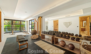 Statige luxevilla te koop in een begeerde villawijk in het hart van Nueva Andalucia, Marbella 790406 