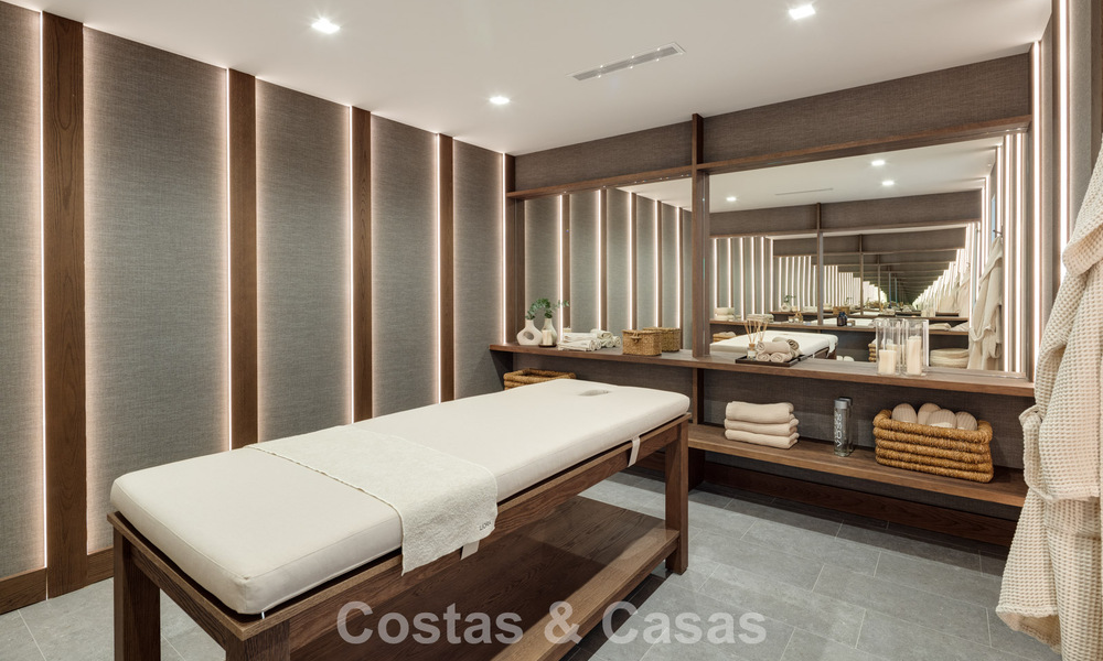 Sublieme boutique villa te koop, omgeven door weelderig groen in het exclusieve La Zagaleta resort in Marbella - Benahavis 786157