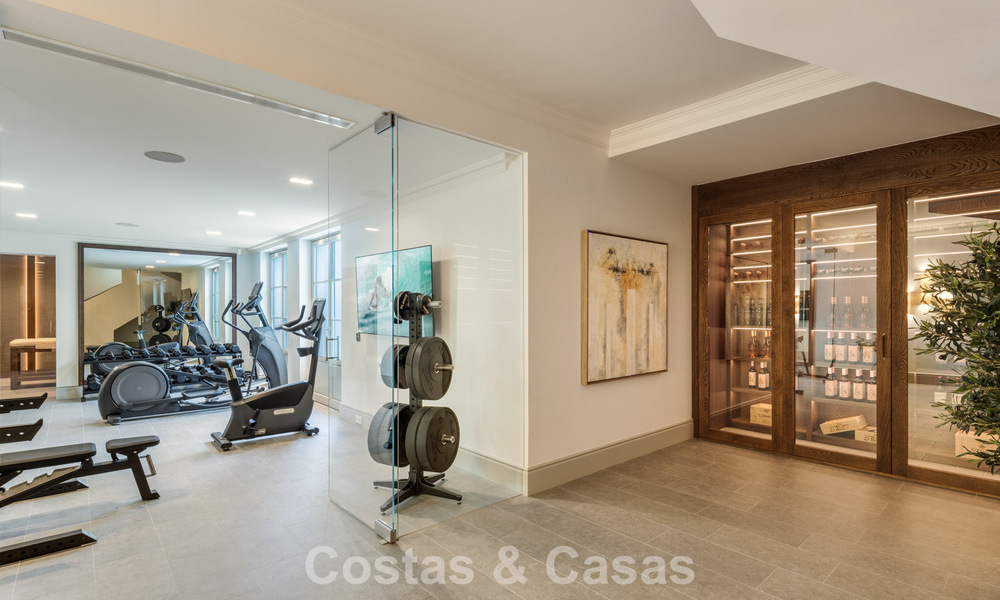 Sublieme boutique villa te koop, omgeven door weelderig groen in het exclusieve La Zagaleta resort in Marbella - Benahavis 786159