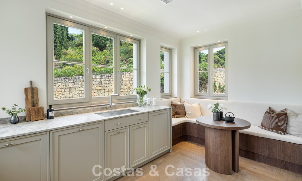 Sublieme boutique villa te koop, omgeven door weelderig groen in het exclusieve La Zagaleta resort in Marbella - Benahavis 786173