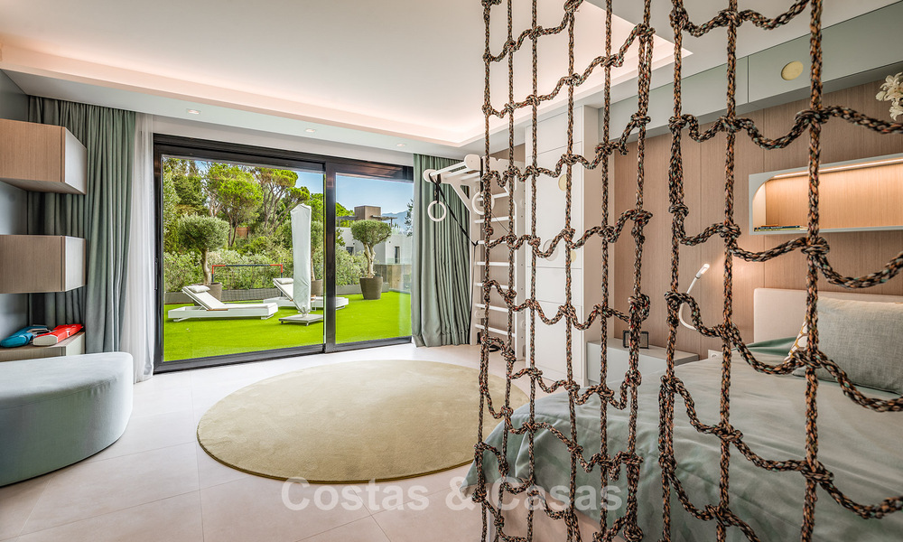 Ruime villa met zeezicht en een separaat gastenverblijf te koop in El Madroñal in Benahavis - Marbella 786435