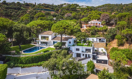 Ruime villa met zeezicht en een separaat gastenverblijf te koop in El Madroñal in Benahavis - Marbella 786464