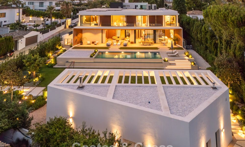 Gesofisticeerde luxevilla te koop dicht bij voorzieningen in Guadalmina en San Pedro, Marbella 786544