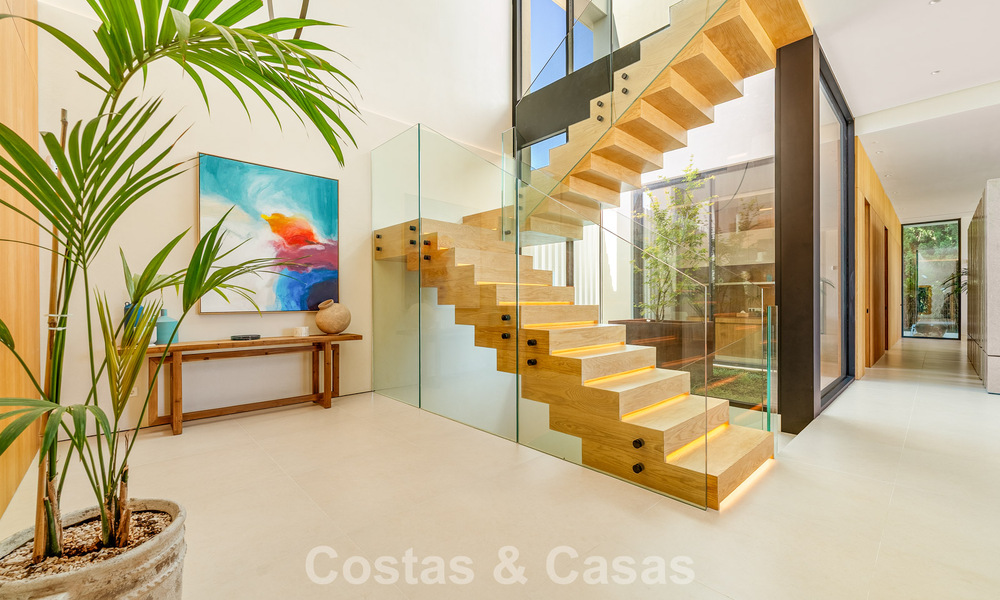 Gesofisticeerde luxevilla te koop dicht bij voorzieningen in Guadalmina en San Pedro, Marbella 786565