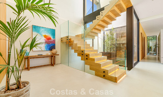 Gesofisticeerde luxevilla te koop dicht bij voorzieningen in Guadalmina en San Pedro, Marbella 786565 