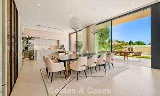 Gesofisticeerde luxevilla te koop dicht bij voorzieningen in Guadalmina en San Pedro, Marbella 786572 