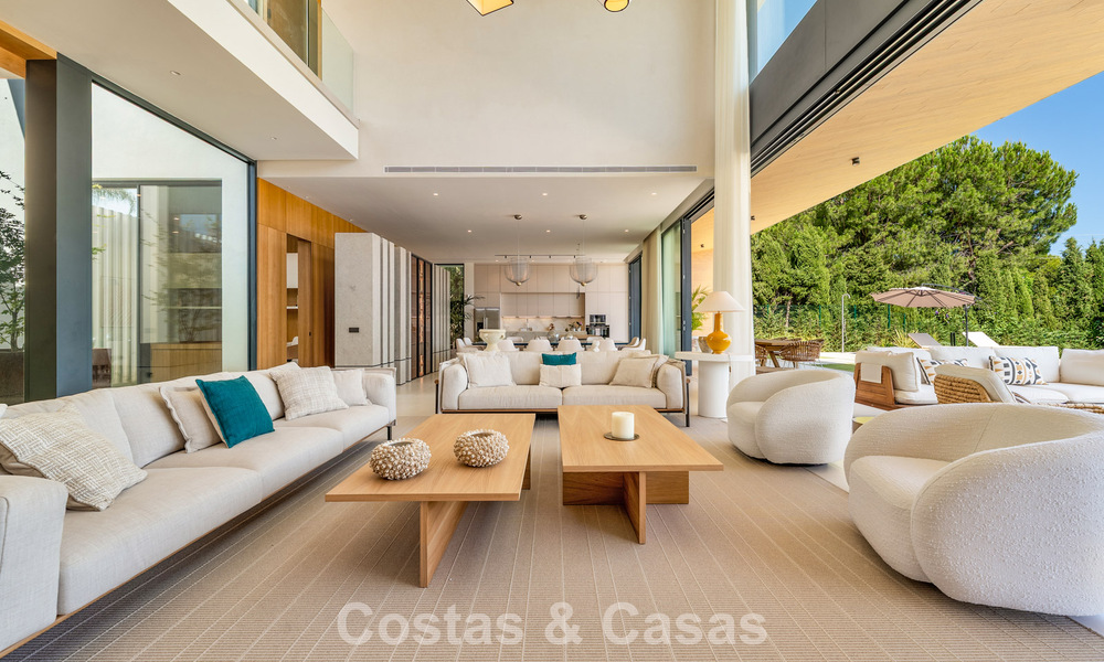 Gesofisticeerde luxevilla te koop dicht bij voorzieningen in Guadalmina en San Pedro, Marbella 786580