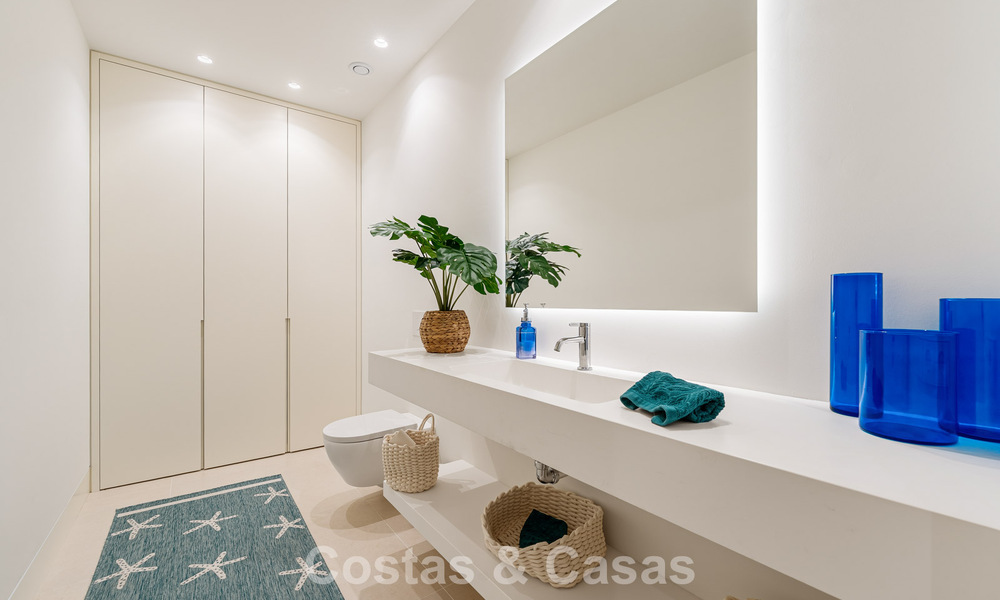 Gesofisticeerde luxevilla te koop dicht bij voorzieningen in Guadalmina en San Pedro, Marbella 786589