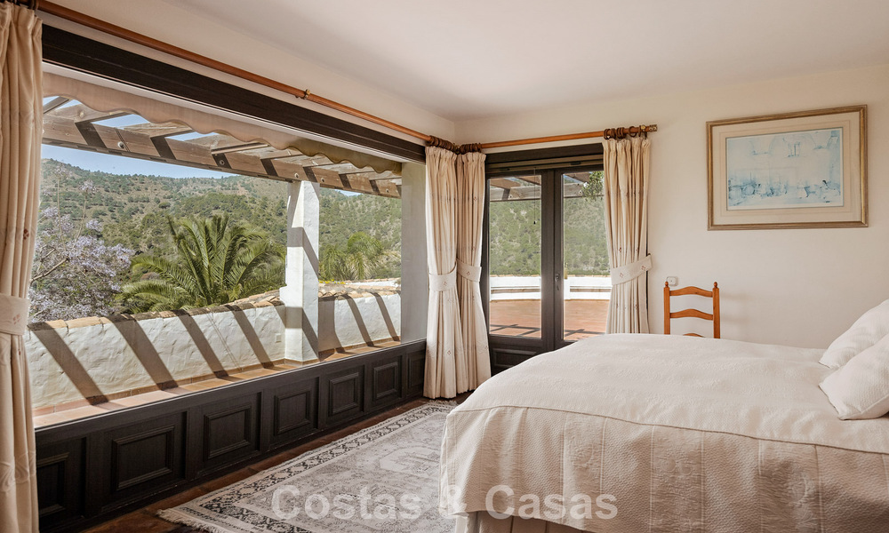 Traditionele Spaanse finca te koop in een groene omgeving, aan het meer van Istan, vlakbij Marbella, Costa del Sol 786608